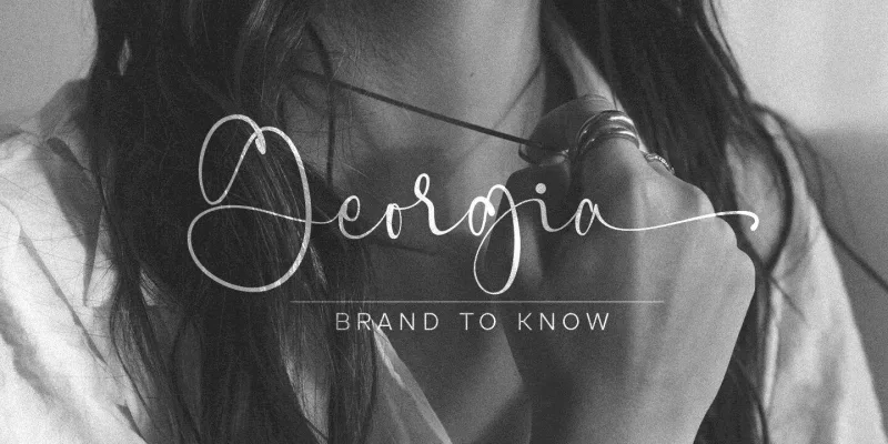 Carolline Font preview 2 – Script And Handwritten font sample